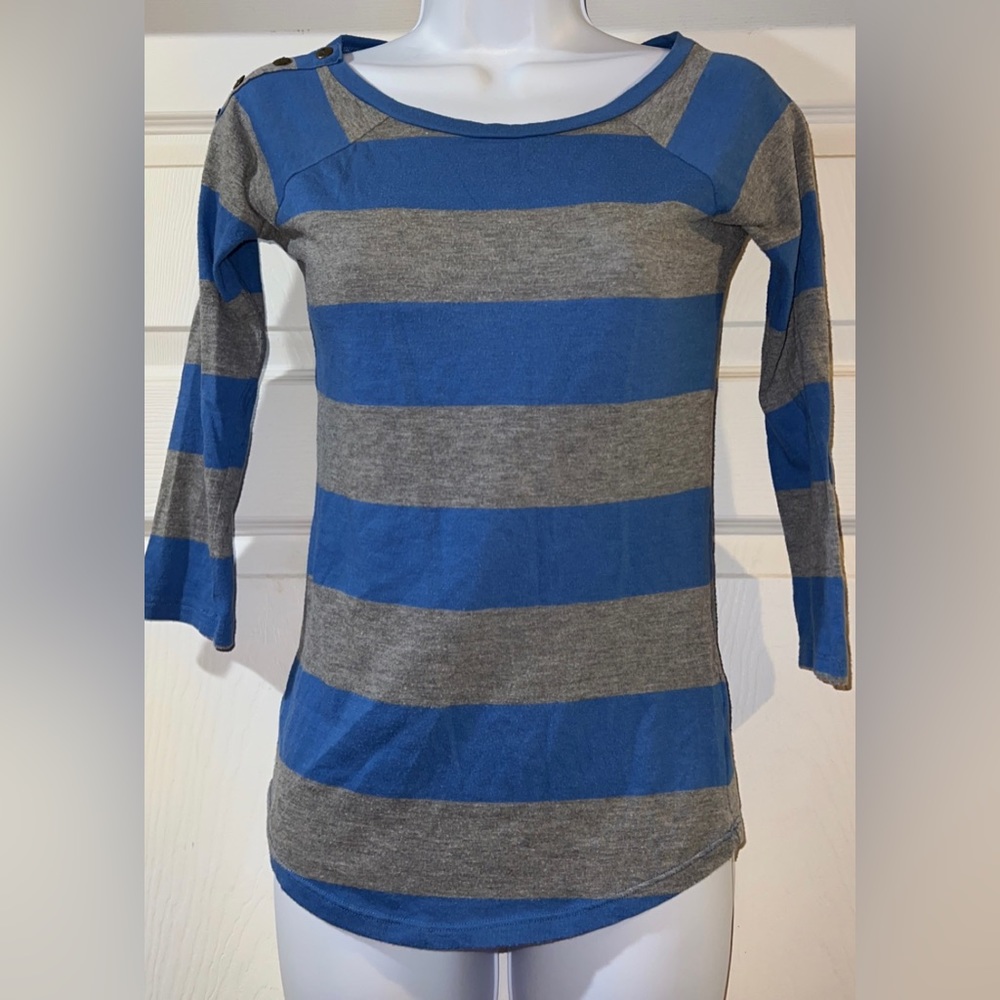 Derek Heart blue and gray striped 3/4 sleeved shirt